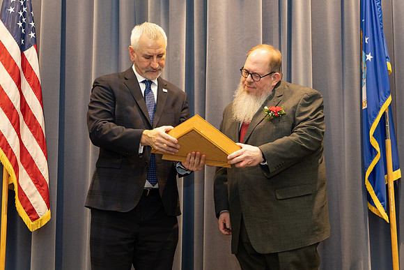 Presentation of the flag.